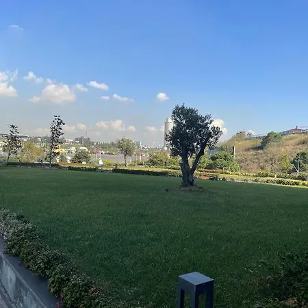 Brand & Luxurious Near- Mall Of 이스탄불
