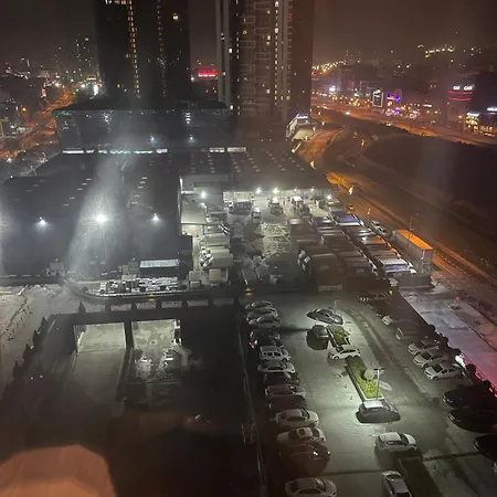 Brand & Luxurious Near- Mall Of 아파트